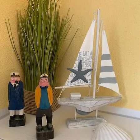 Semesterbostad Brise - Schmugglerhus